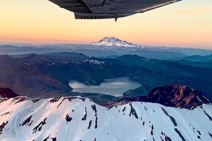 Mt. St. Helens Air TOurs