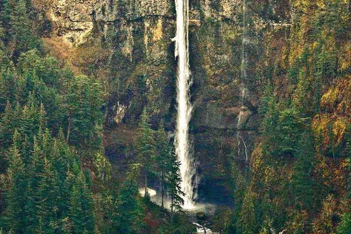 Best views of Multnomah Falls Oregon
