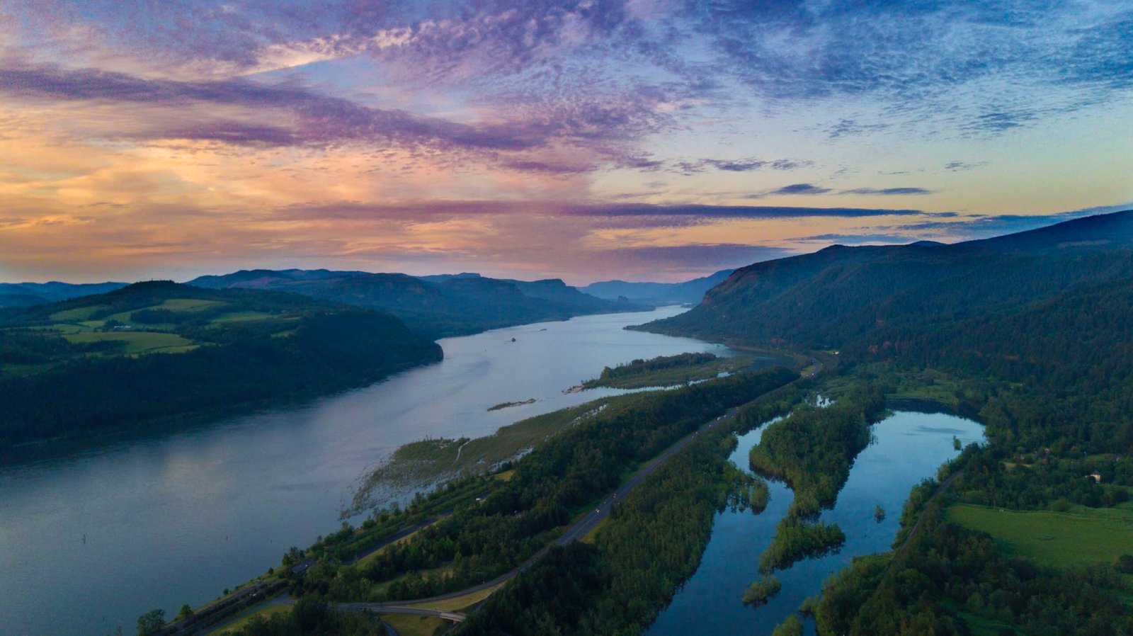 Columbia_River_Gorge_Air_Tours